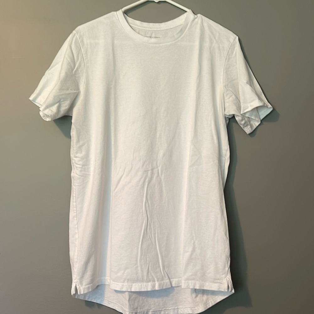 Men’s Curved Hem T-shirt